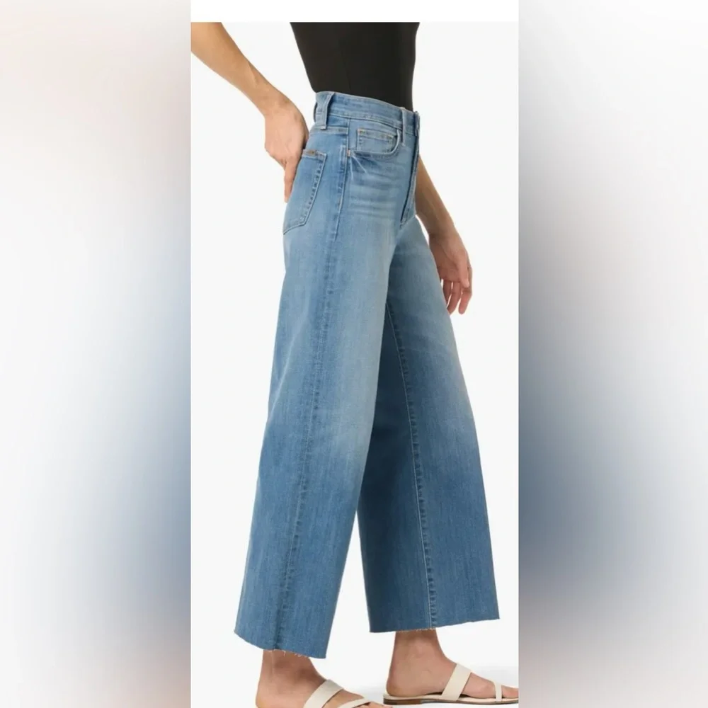 Joe's Jeans Light Blue Flare Women's Jeans - Picture 3 of 11